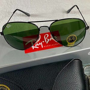 NWT Ray-Ban 3025 Aviators sunglasses 58mm